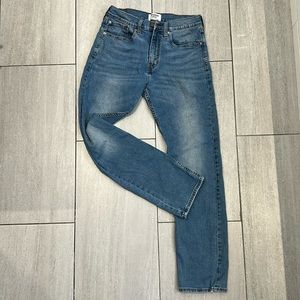Denim Denizen by Levi’s Slim Straight 32x32 5pockets zip fly Jeans